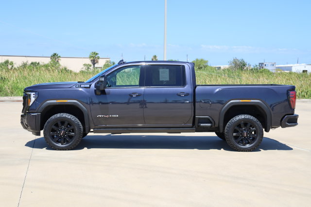 Used 2024 GMC Sierra 2500 AT4 w/ Technology Package AWD/4WD image 5
