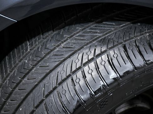 Used 2019 BMW M5 w/ Executive Package image 65