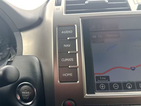Used 2018 Lexus GX 460 Premium w/ Premium Package AWD/4WD image 29