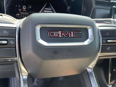Used 2025 GMC Terrain Elevation AWD/4WD image 28
