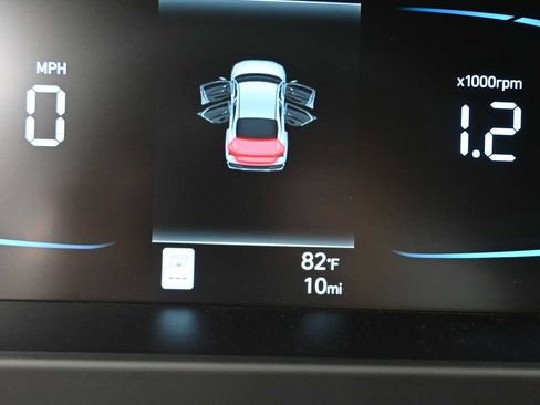 New 2026 Hyundai Elantra SEL Sport FWD image 21