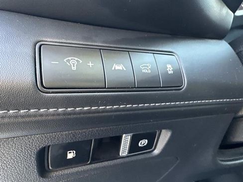 Used 2023 Hyundai Santa Fe Limited image 15