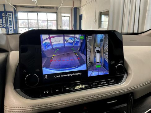 Used 2021 Nissan Rogue SL w/ Premium Package AWD/4WD image 19