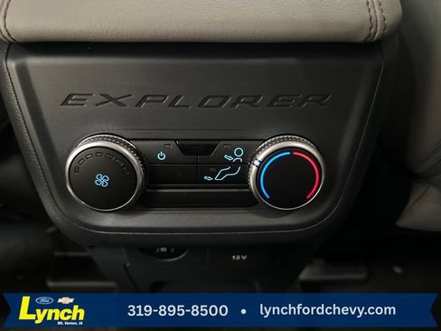 New 2026 Ford Explorer Active AWD/4WD image 17