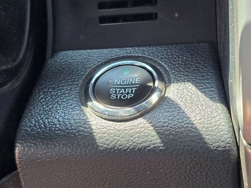 Used 2022 Ford F350 Platinum AWD/4WD image 18