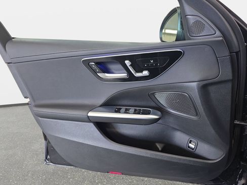 New 2025 Mercedes-Benz C 300 4MATIC Sedan image 26