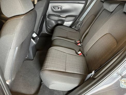 Used 2025 Honda HR-V LX image 21
