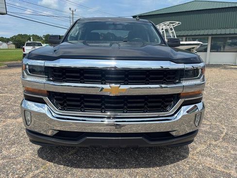 Used 2018 Chevrolet Silverado 1500 LT w/ LT Eassist Package RWD image 9