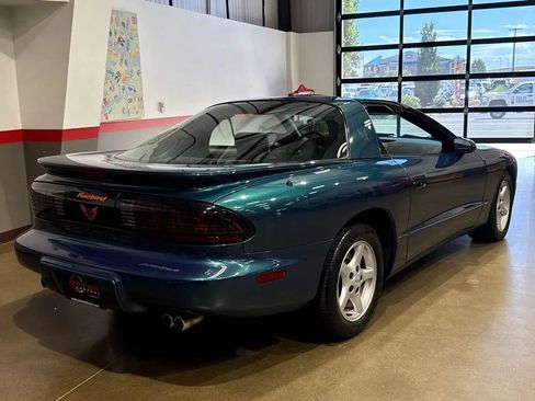 Used 1997 Pontiac Firebird Formula w/ Opt Pkg RWD image 65