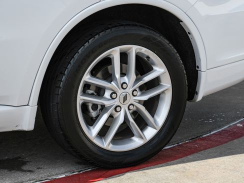 Used 2023 Dodge Durango GT RWD image 51
