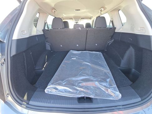 Used 2026 Nissan Rogue SV image 19