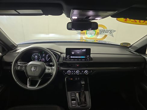 Used 2024 Honda CR-V Sport image 13
