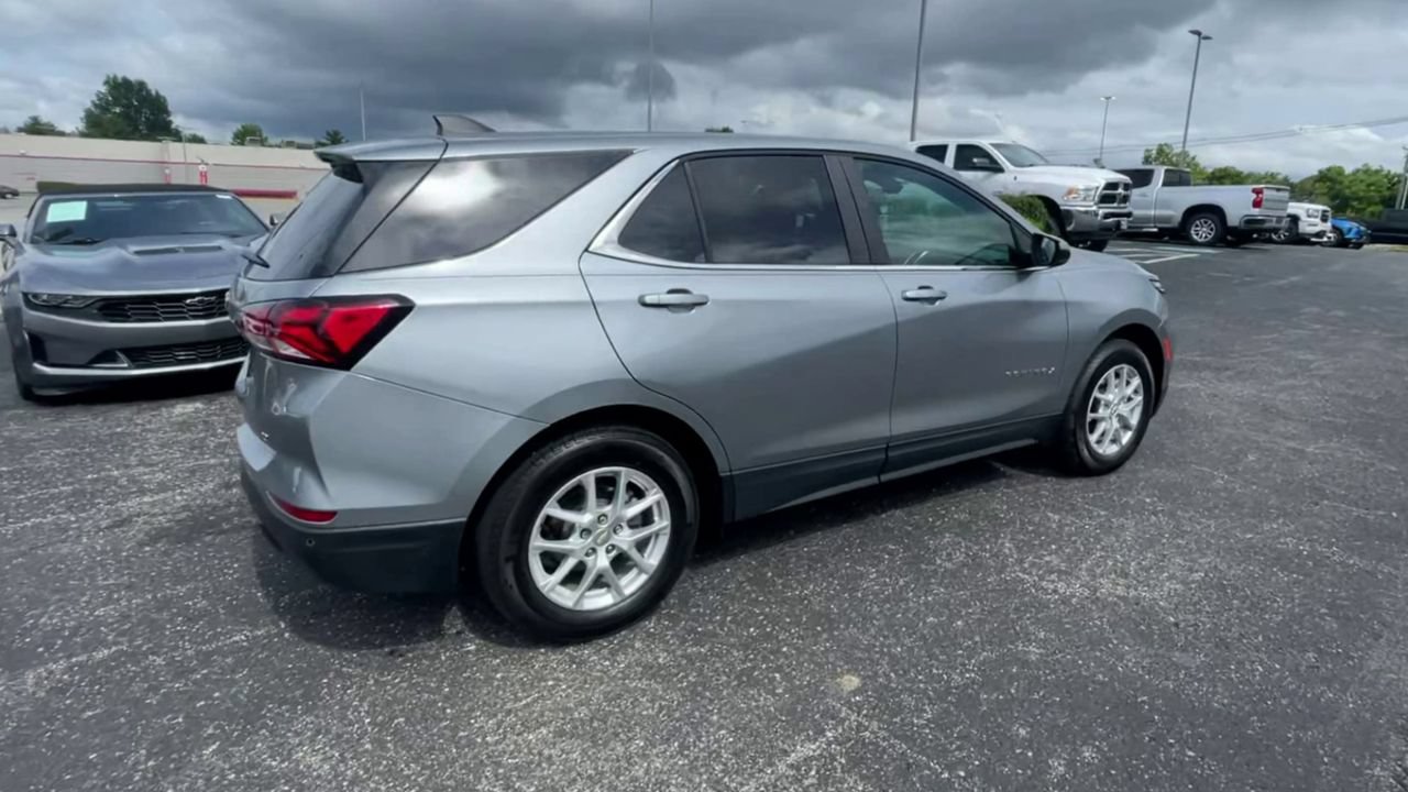 Used 2024 Chevrolet Equinox LT w/ LPO, Floor Liner Package FWD image 9