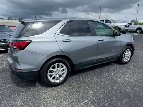 Used 2024 Chevrolet Equinox LT w/ LPO, Floor Liner Package FWD image 9