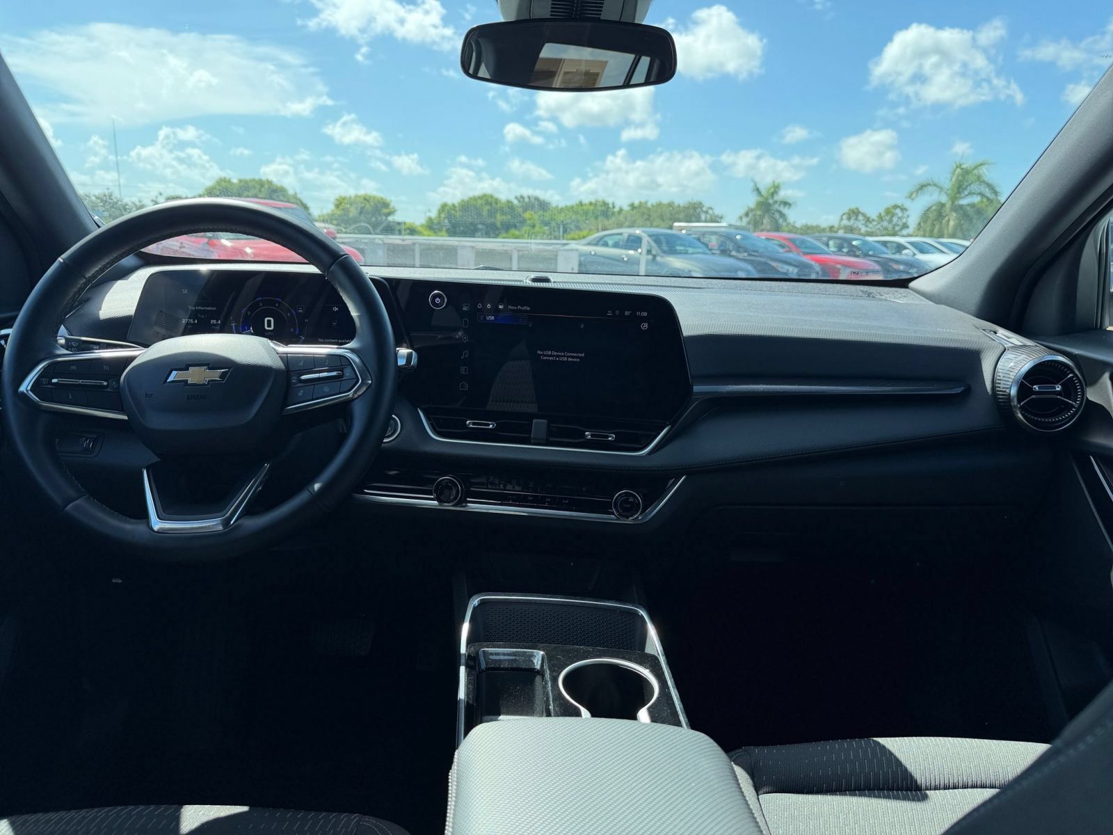 Used 2025 Chevrolet Equinox LT FWD image 27