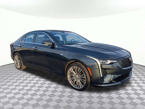 Used 2021 Cadillac CT4 Premium Luxury image 1