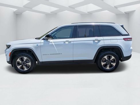 Used 2023 Jeep Grand Cherokee 4WD 4xe image 6