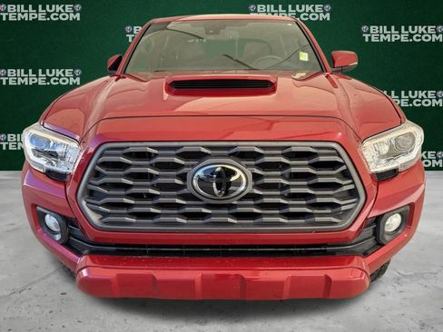 Used 2021 Toyota Tacoma TRD Sport w/ Technology Package image 9