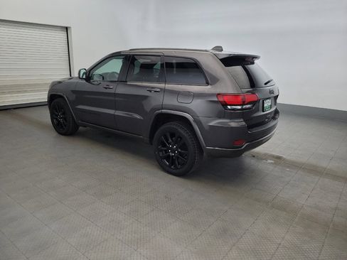 Used 2020 Jeep Grand Cherokee Altitude AWD/4WD image 3