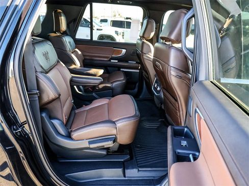 Used 2025 Ford Expedition Max King Ranch image 22