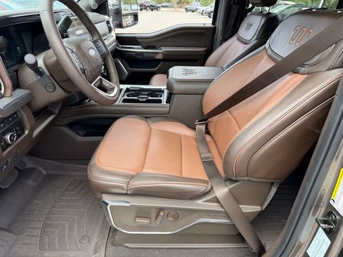 Used 2023 Ford F350 King Ranch w/ Chrome Package AWD/4WD image 23