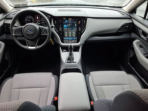 Certified 2025 Subaru Outback Premium AWD/4WD image 17