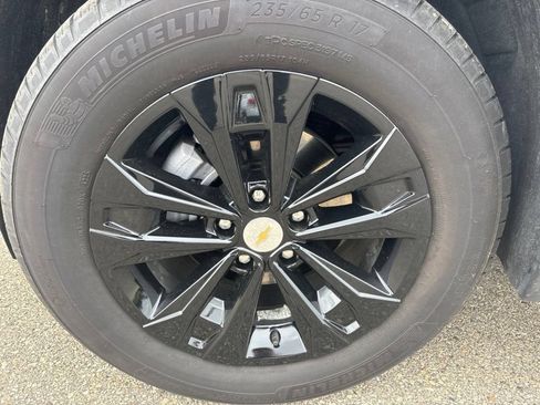 Used 2026 Chevrolet Equinox LT AWD/4WD image 21