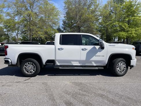 Used 2023 Chevrolet Silverado 2500 High Country AWD/4WD image 6