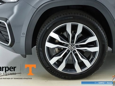 Used 2020 Volkswagen Atlas Cross Sport SEL Premium R-Line AWD/4WD image 44