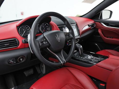 Certified 2023 Maserati Levante Modena AWD/4WD image 15