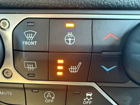 New 2026 Jeep Gladiator Sport image 25