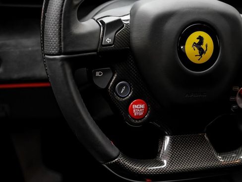Used 2020 Ferrari 488 Pista Coupe RWD image 16