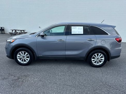 Used 2020 Kia Sorento LX w/ LX I4 Convenience Package AWD/4WD image 4