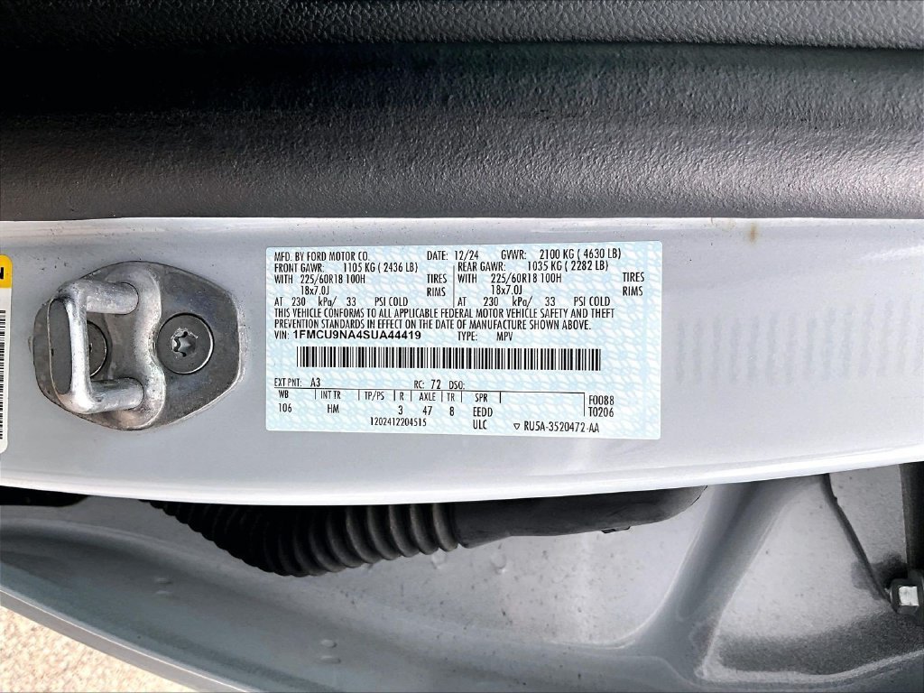 Used 2025 Ford Escape ST-Line Select AWD/4WD image 9