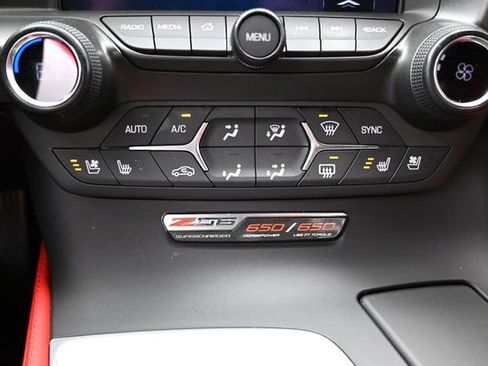 Used 2019 Chevrolet Corvette Z06 RWD image 33