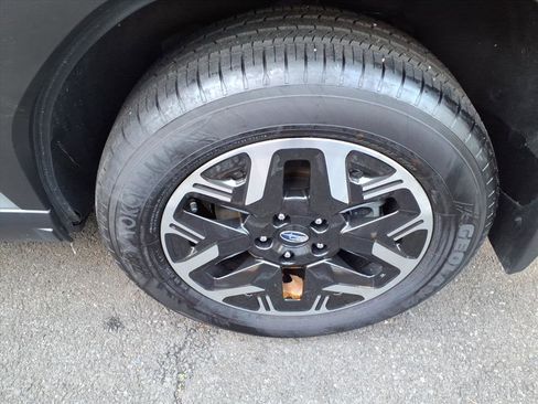 Certified 2025 Subaru Forester Premium image 4