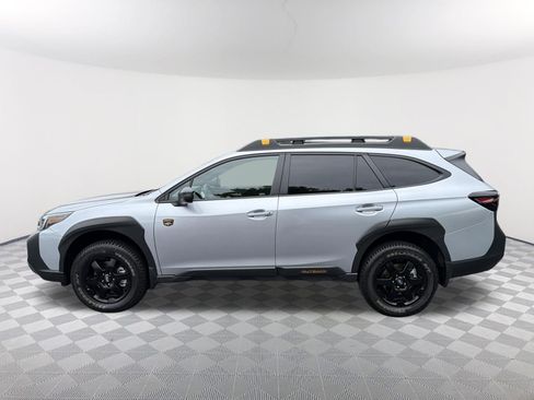Used 2025 Subaru Outback Wilderness w/ Wilderness Package AWD/4WD image 8
