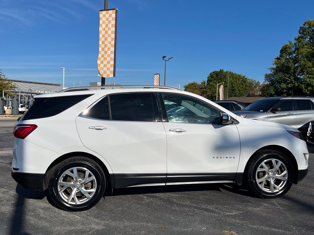 Used 2018 Chevrolet Equinox Premier AWD/4WD image 12