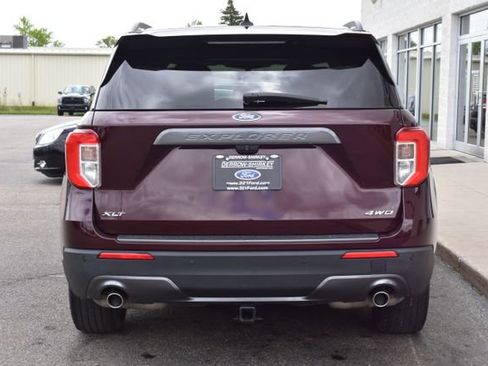 Used 2022 Ford Explorer XLT w/ Equipment Group 202A AWD/4WD image 10