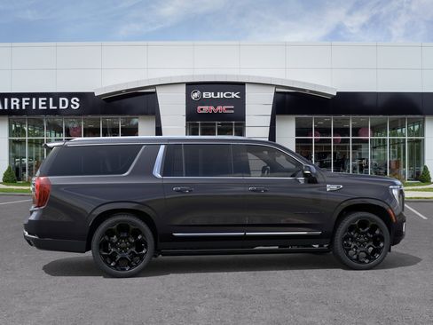 New 2026 GMC Yukon XL Denali w/ Denali Reserve Package AWD/4WD image 5