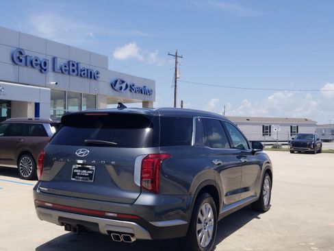 Used 2025 Hyundai Palisade SEL FWD image 7