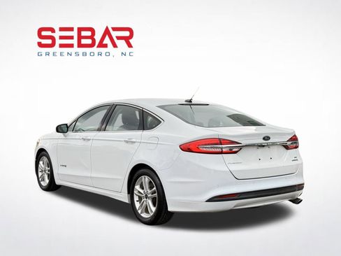 Used 2018 Ford Fusion SE w/ Equipment Group 602A FWD image 8