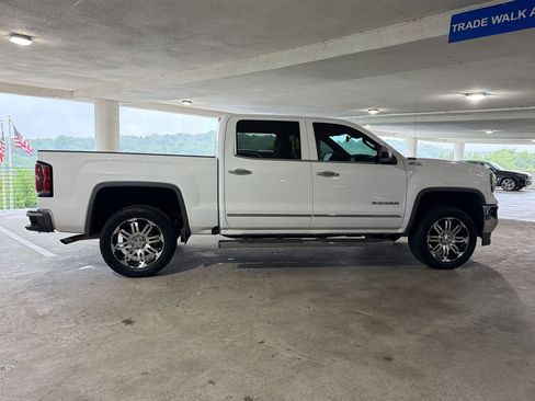 Used 2018 GMC Sierra 1500 SLT AWD/4WD image 7