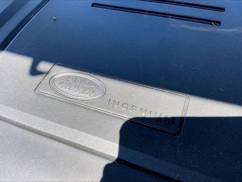 New 2026 Land Rover Discovery Dynamic SE AWD/4WD image 17