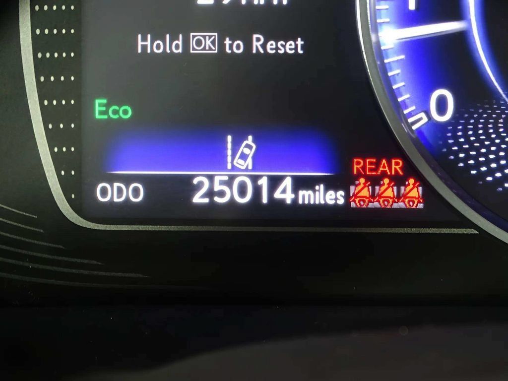 Used 2022 Lexus ES 350 w/ Accessory Package 2 FWD image 38