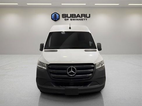 Used 2021 Mercedes-Benz Sprinter 2500 image 8