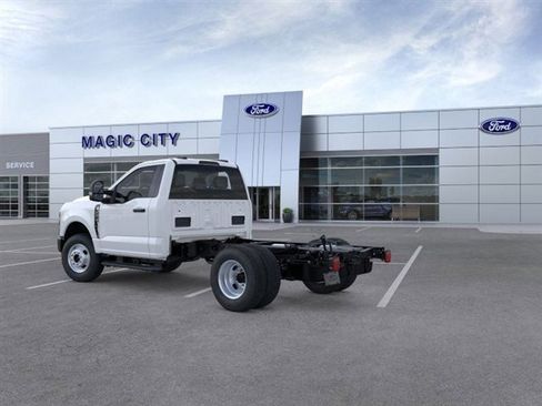New 2025 Ford F350 XL w/ Snow Plow Prep Package image 4