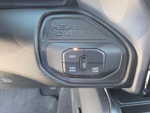 Used 2026 RAM 2500 Laramie AWD/4WD image 5