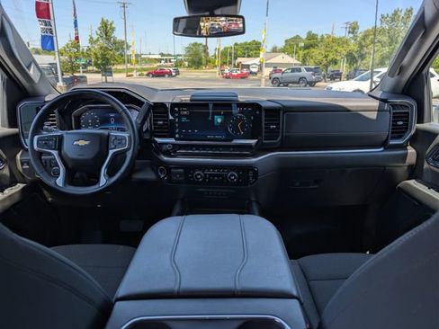 Used 2024 Chevrolet Silverado 3500 LT w/ Convenience Package AWD/4WD image 11