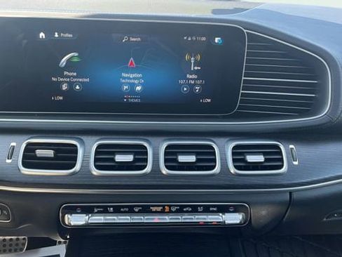 Used 2022 Mercedes-Benz GLS 450 4MATIC image 20